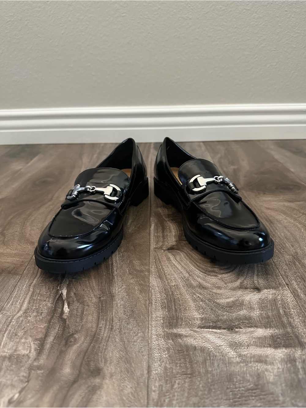 Nine West Women’s Black Patent Horsebit Lug Sole Loafers Size 9.5